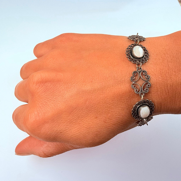 BEAU 3 TCW Opal Cabochon Filigree Scroll Link Sterling Silver 925 VTG Bracelet - Picture 5 of 9